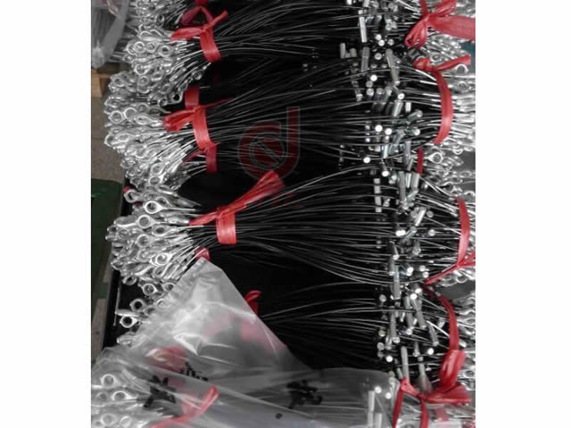 掃雪機(jī)上調(diào)節(jié)拉線