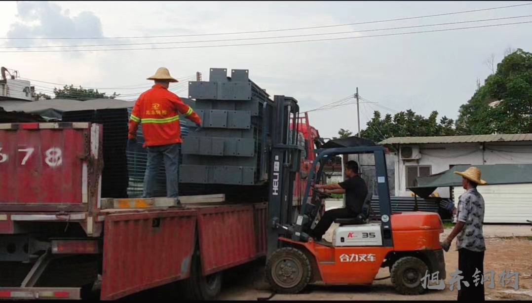 A款鋼結構圍擋持續發貨中...運輸需知請查看