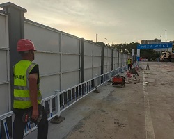 旭東鋼構(gòu)-深圳市南山區(qū)工地圍擋產(chǎn)業(yè)園區(qū)建設