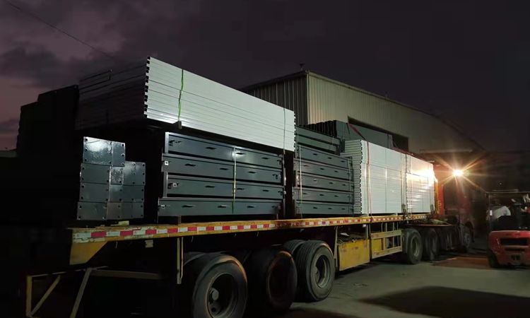 羅湖區(qū)蓮城學(xué)校擴建工程鋼圍擋A款500米項目